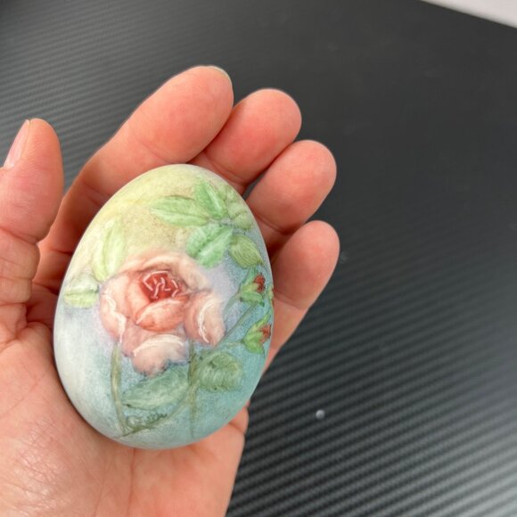 Vintage Porcelain Hand Painted Pink Rose Egg Easter Floral - Picture 7 of 10